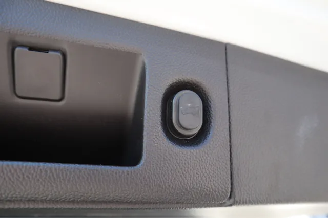 2015 Chevrolet Tahoe LTZ - Photo 17