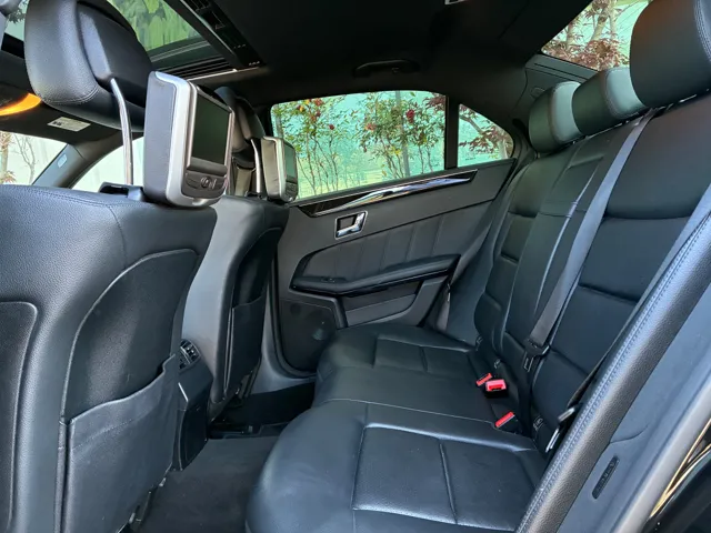 2010 Mercedes-Benz E-Class E350 Sport - Photo 17