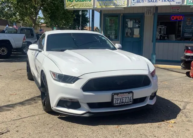 2016 Ford Mustang GT Coupe's photo