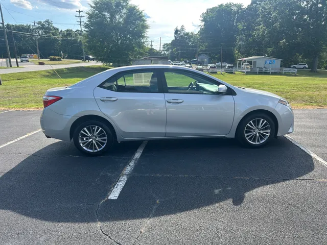 2015 Toyota Corolla LE Plus - Photo 6