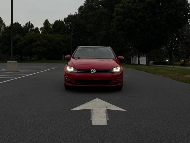 2015 Volkswagen Golf TDI SE