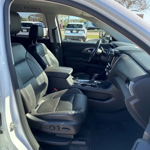 2019 Chevrolet Traverse Premier - Photo 17
