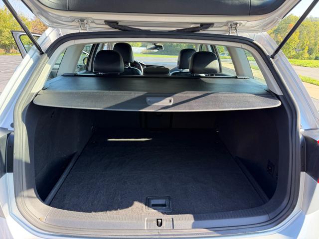 2015 Volkswagen Golf SportWagen TDI SE 6A