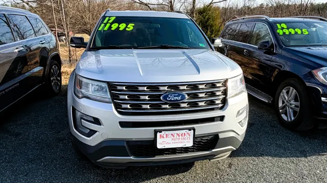 2017 Ford Explorer XLT 4WD's photo