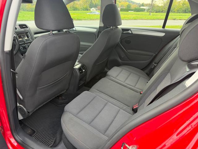 2012 Volkswagen Golf 2.0L 4-Door TDI