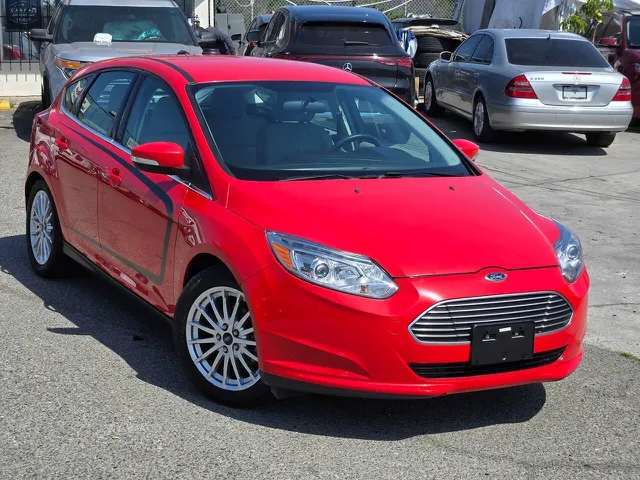 2014 Ford Focus Electric - Photo 4