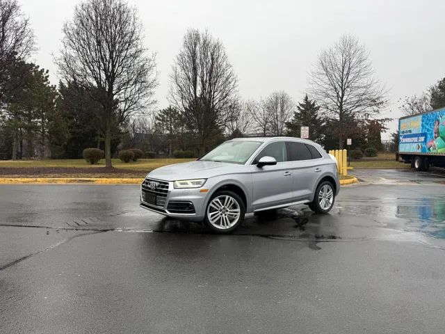 2019 Audi Q5 Prestige's photo
