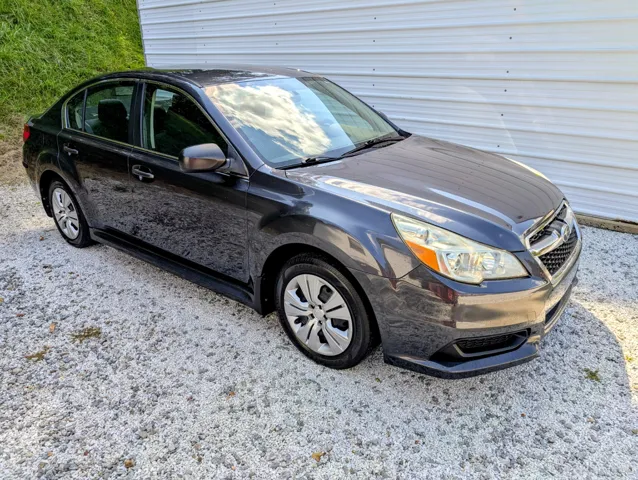 2013 Subaru Legacy 2.5i