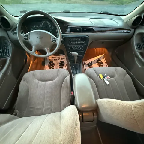 2000 Chevrolet Malibu LS - Photo 12