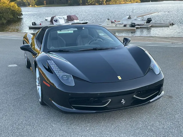 2013 Ferrari 458 Spider Base photo 9