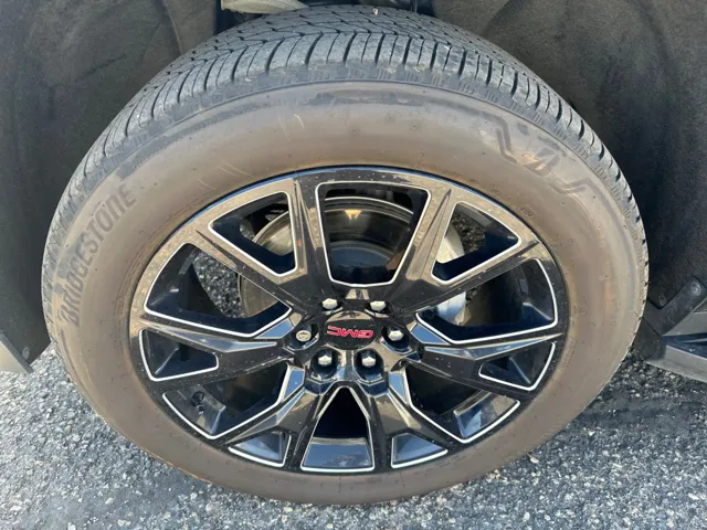 2023 GMC Yukon SLT - Photo 20