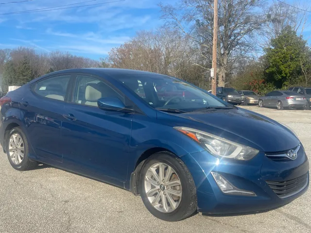 2016 Hyundai Elantra SE