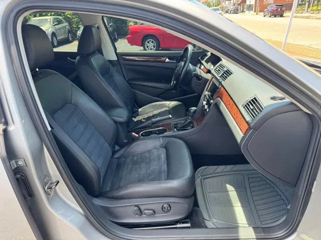2013 Volkswagen Passat SEL - Photo 8
