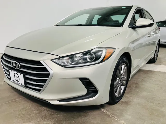 2017 Hyundai Elantra SE photo 8