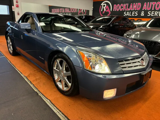2006 Cadillac XLR