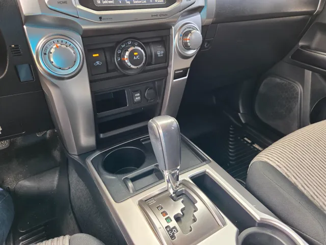 2016 Toyota 4Runner Base photo 22