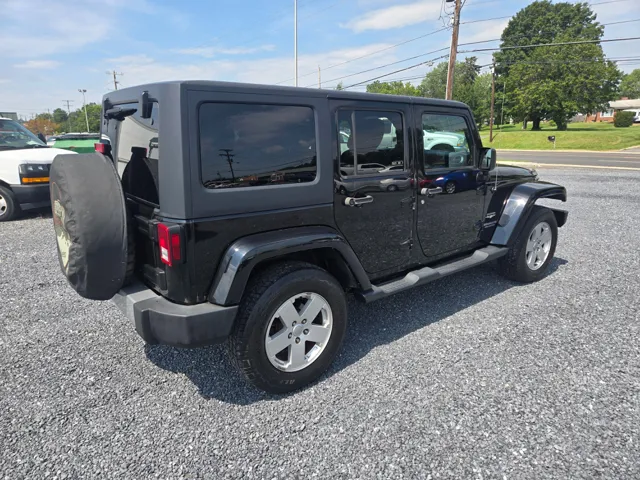 2015 Jeep Wrangler Sahara photo 3