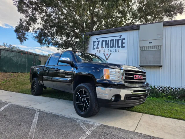 2011 GMC Sierra SLE's photo