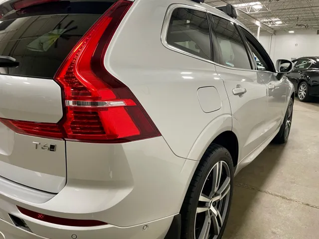 2019 Volvo XC60 Momentum - Photo 7