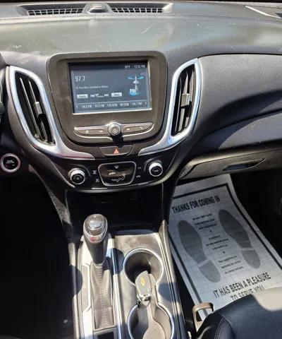 2018 Chevrolet Equinox LT - Photo 10