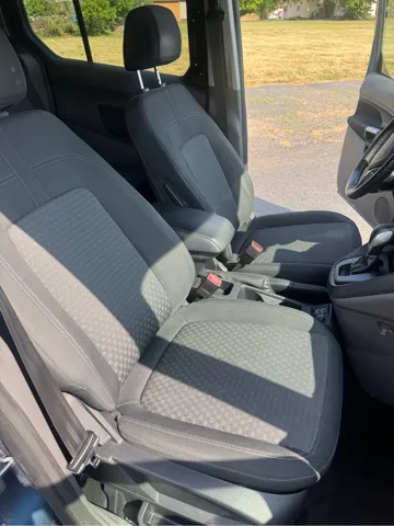 2020 Ford Transit Connect XLT - Photo 11