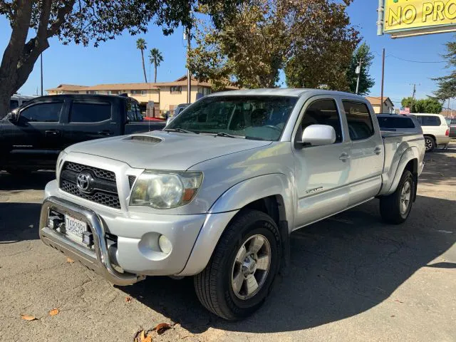 2011 Toyota Tacoma PreRunner's photo