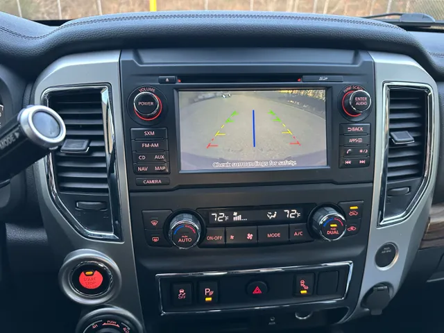 2017 Nissan Titan SL - Photo 23