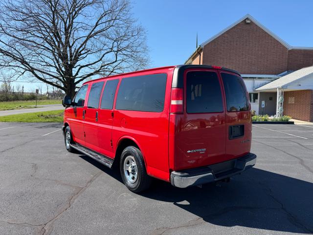 2005 Chevrolet Express 1500 AWD