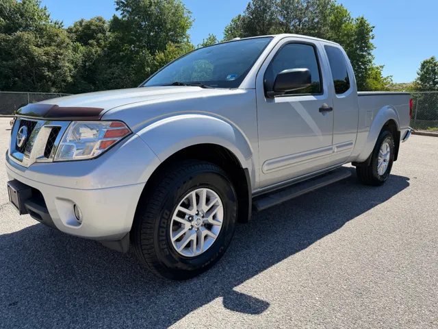 2016 Nissan Frontier 4.0 SV King Cab 4X4 AT's photo