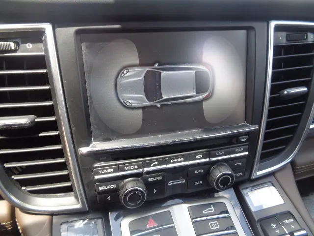 2015 Porsche Panamera S - Photo 35