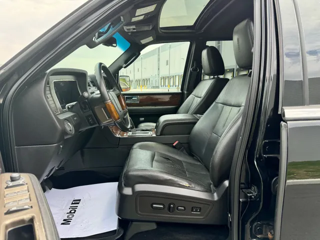 2012 Lincoln Navigator Base - Photo 17