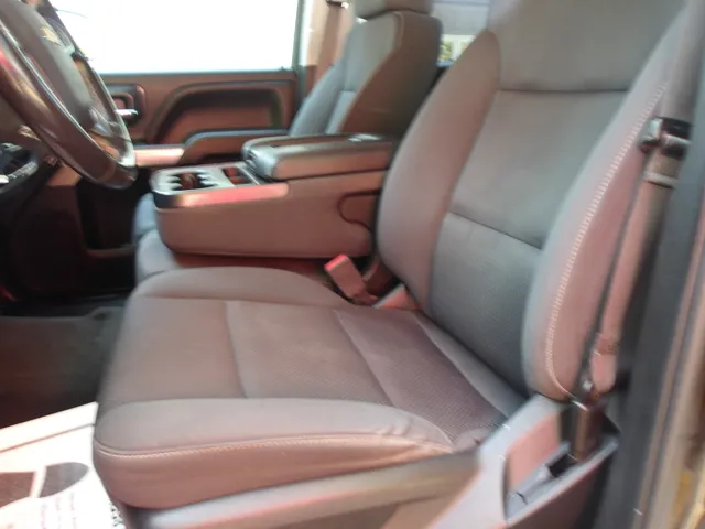 2018 Chevrolet Silverado 1500 LT photo 6