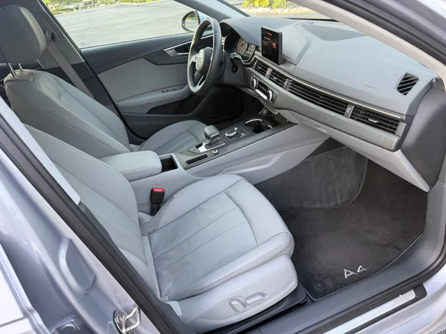 2017 Audi A4 Premium - Photo 25