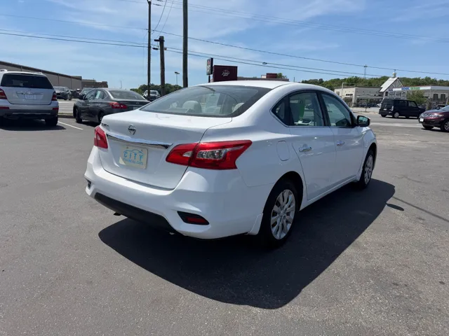 2017 Nissan Sentra S - Photo 24