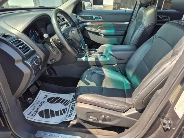 2017 Ford Explorer Limited - Photo 13