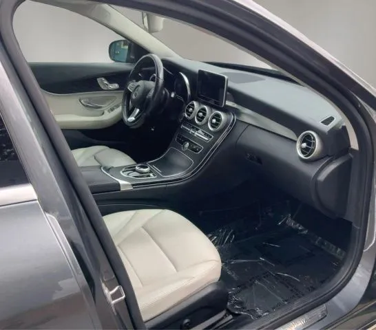 2017 Mercedes-Benz C-Class C300 - Photo 12