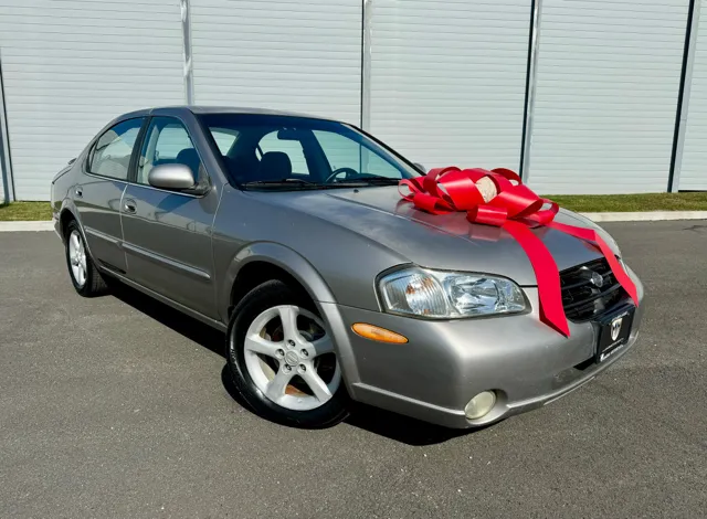 2000 Nissan Maxima's photo