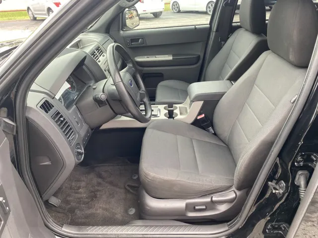 2012 Ford Escape XLT photo 4