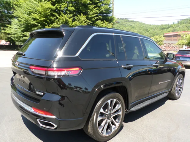 2023 Jeep Grand Cherokee Overland - Photo 7