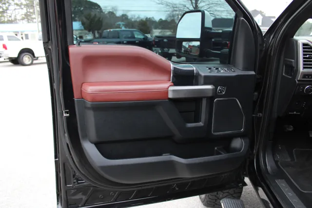2020 Ford F-450 Super Duty Platinum - Photo 37
