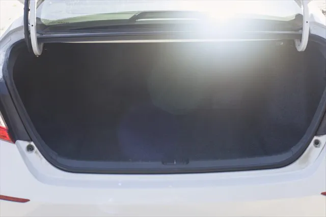 2019 Honda Accord LX - Photo 13