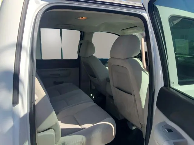 2009 Chevrolet Silverado 1500 1LT - Photo 11