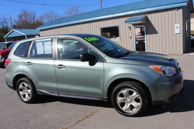 2016 Subaru Forester 2.5i photo 3