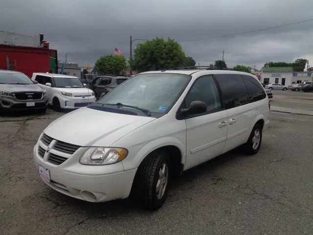 2006 Dodge Grand Caravan SXT's photo