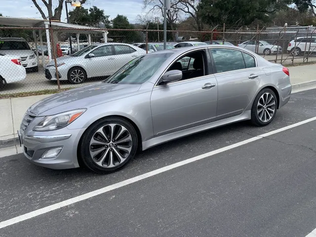 2012 Hyundai Genesis