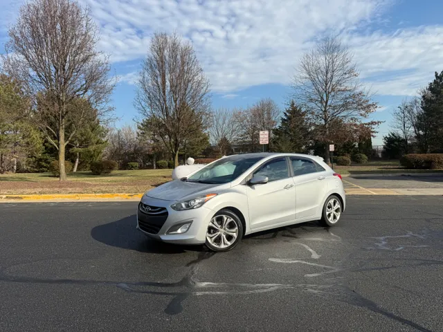 2014 Hyundai Elantra GT Base's photo