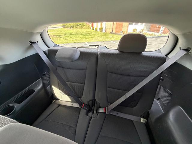 2011 Kia Sorento LX 2WD