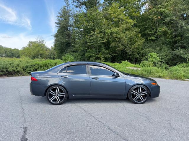 2005 Acura TSX 5-Speed AT