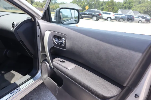 2012 Nissan Rogue SV - Photo 30