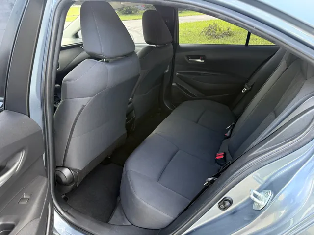 2020 Toyota Corolla LE - Photo 14